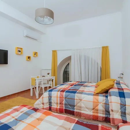 Napora Bed and breakfast 3*